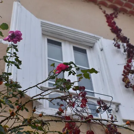 Couette-café L'occitania D'hotes 3*