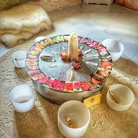 Couette-café L'occitania D'hotes 3*