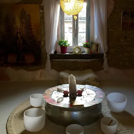Couette-café L'occitania D'hotes 3*
